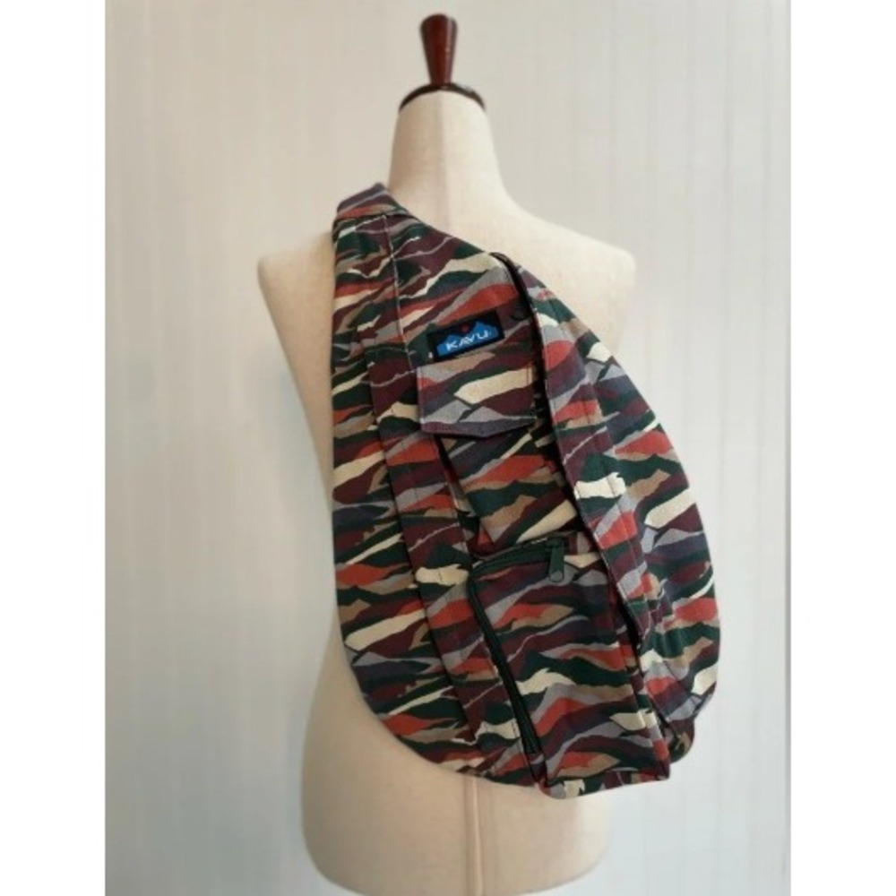 Kavu Rope Bag Sling Pack Canvas Discontinued Color: Rolling Hills (Multicolor) - Picture 5 of 10